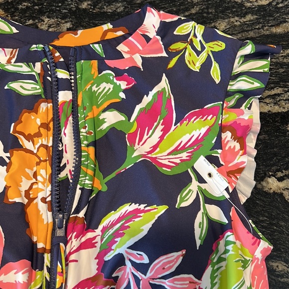 🌻NWOT Anne Cole Flutter Sleeve Zip Up Rashguard One Piece - Picture 6 of 15